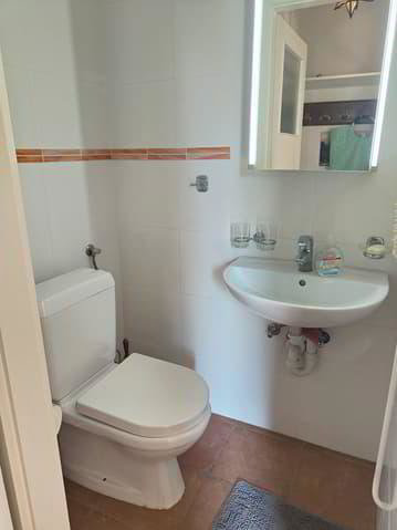 Appartement 1.5 pièces à louer à St-Légier-La Chiésaz - image 1/7