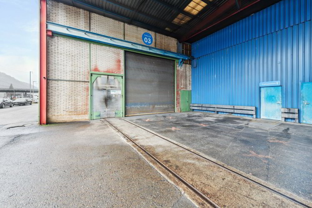 Grosszügige Industriehalle mit vielseitigen Nutzungsmöglichkeiten - Mehr