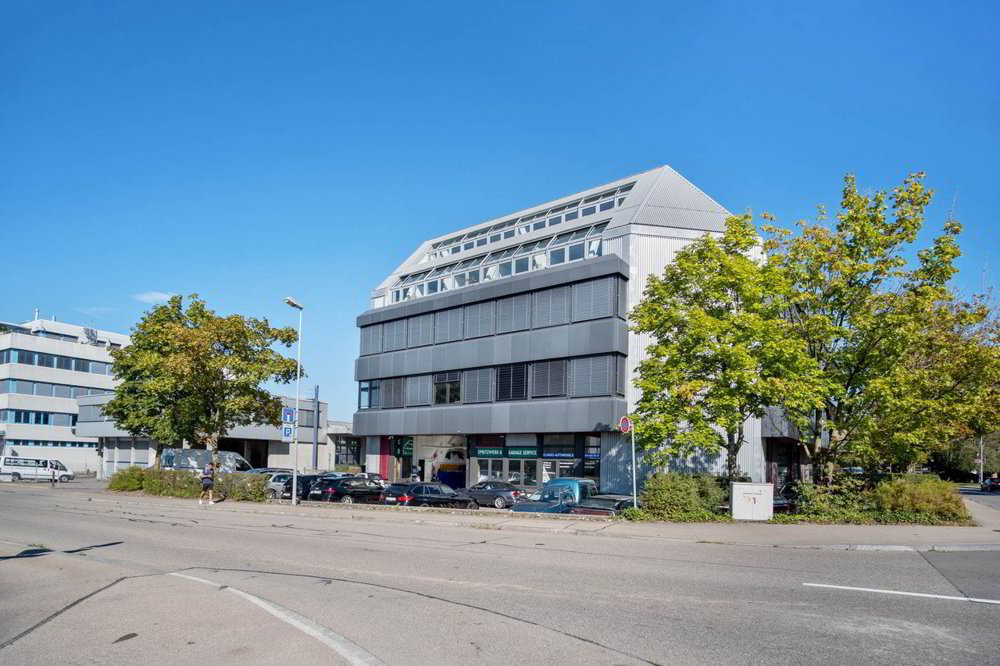 null rooms Office & Commercial for rent in Oberglatt ZH - image 1/7