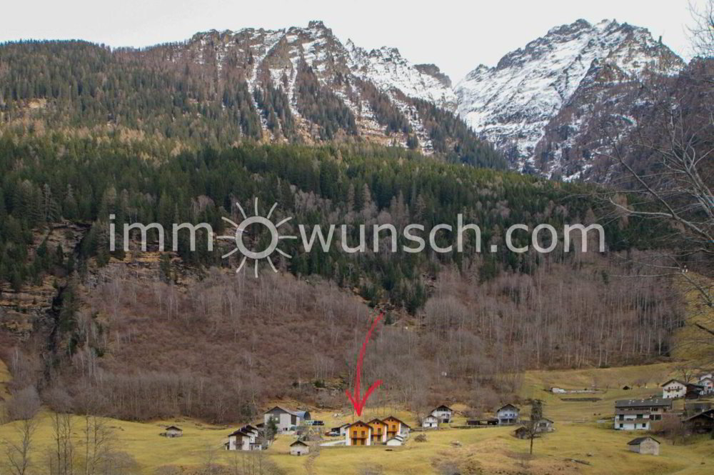 Casa di 5 locali in vendita a Selma - immagine 1/13
