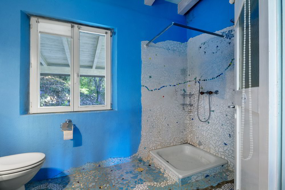 Casa di 5 locali in vendita a Palagnedra - immagine 1/8