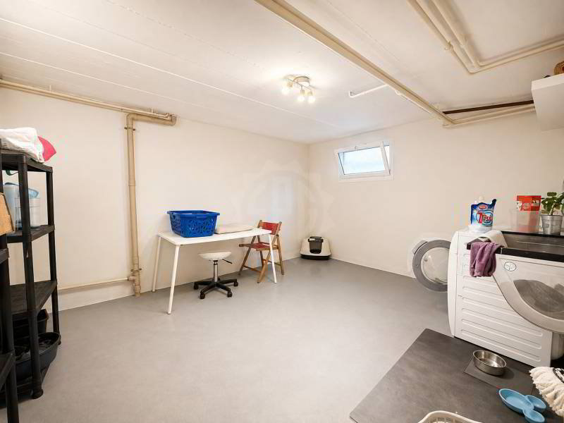 5 rooms House to buy in Confignon - image 1/12