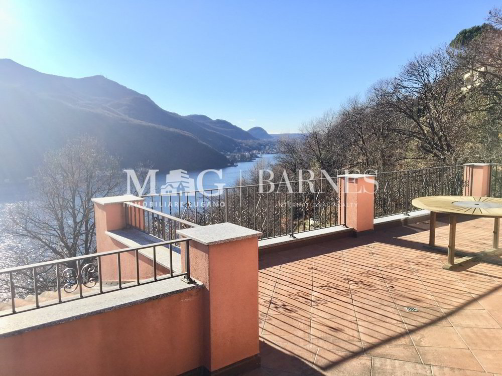 7 Zimmer Haus zum verkaufen in Vico Morcote - Bild 1/8