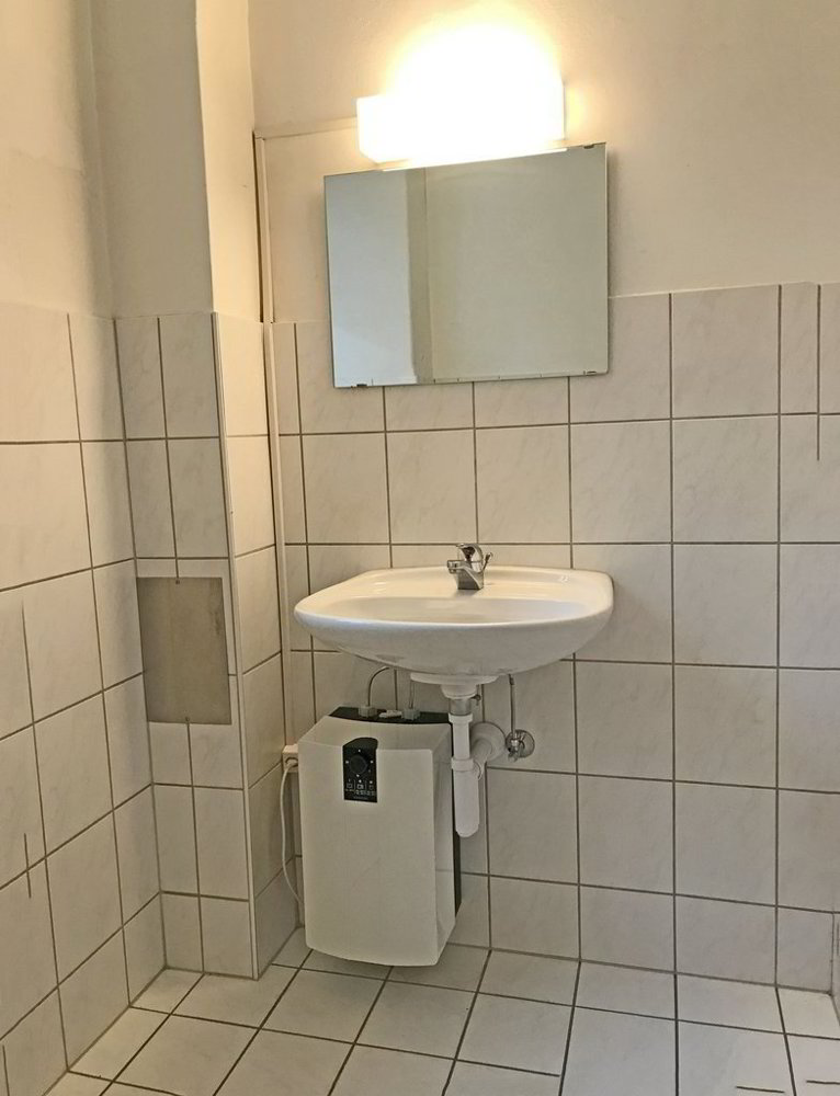 null rooms Office & Commercial for rent in Thalwil - image 1/7