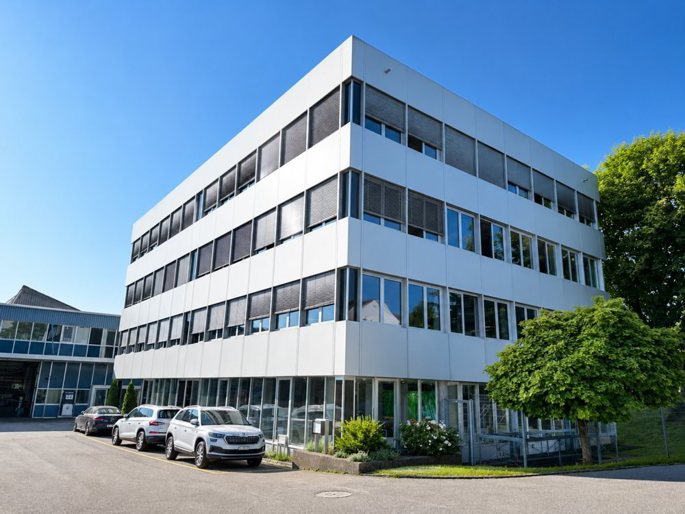 null rooms Office & Commercial for rent in Kirchberg SG - image 1/15