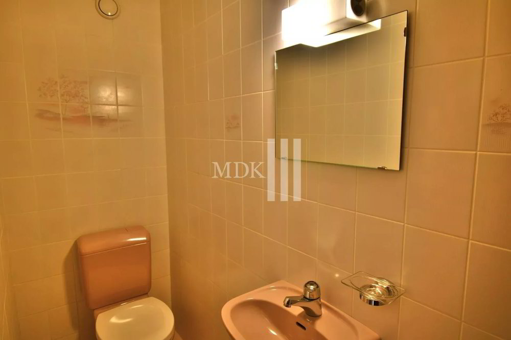 4 rooms Apartment for rent in Massongex - image 1/10