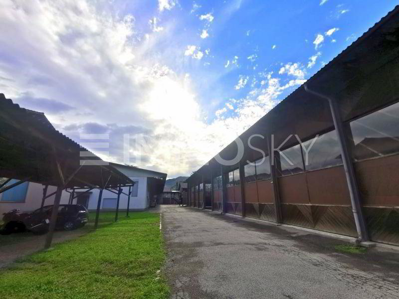 Capannone interessante con possibilità di edificare - Ansicht 2