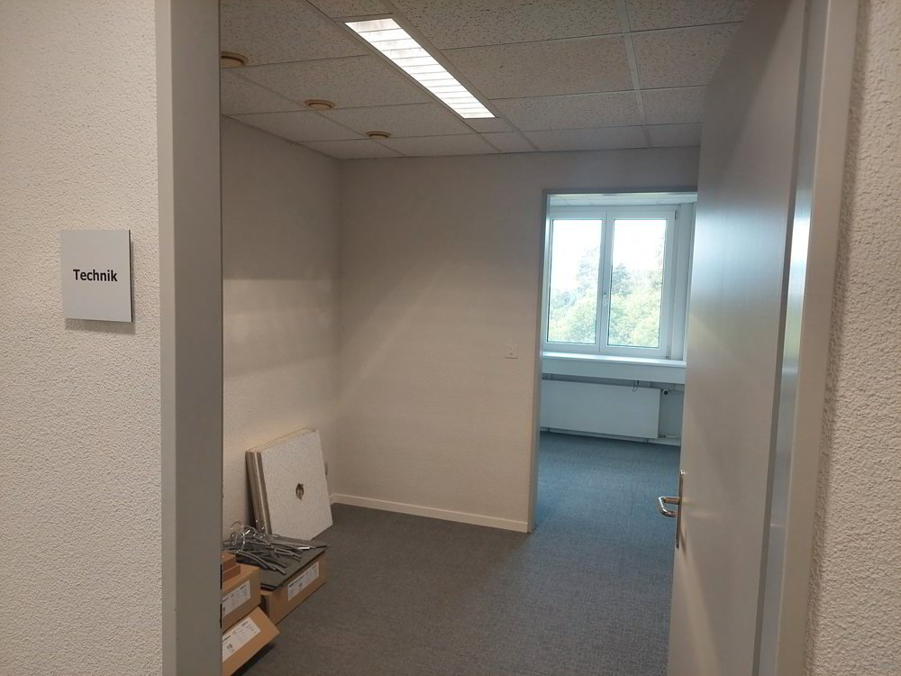 null rooms Office & Commercial for rent in Rüti ZH - image 1/13