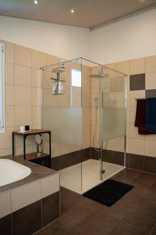Appartamento di 5.5 locali in affitto a Wallenried - immagine 1/13