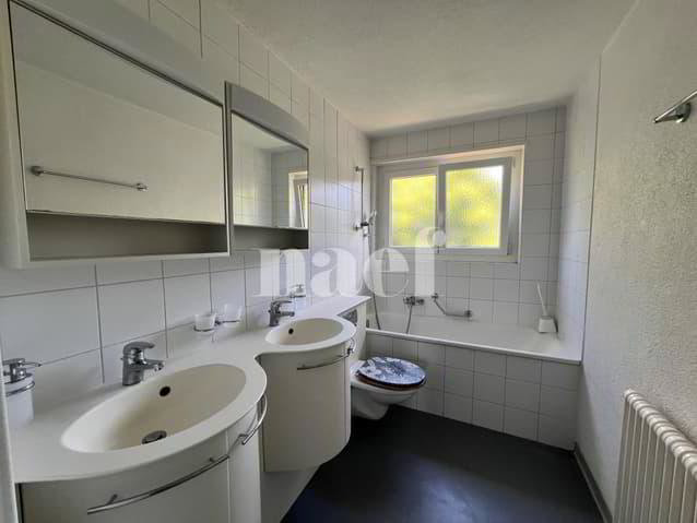 4 rooms Apartment for rent in Fribourg - image 1/8