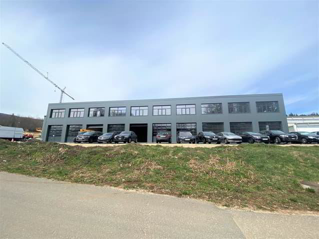 Parcheggio, garage di null locali in affitto a Ballaigues - immagine 1/1