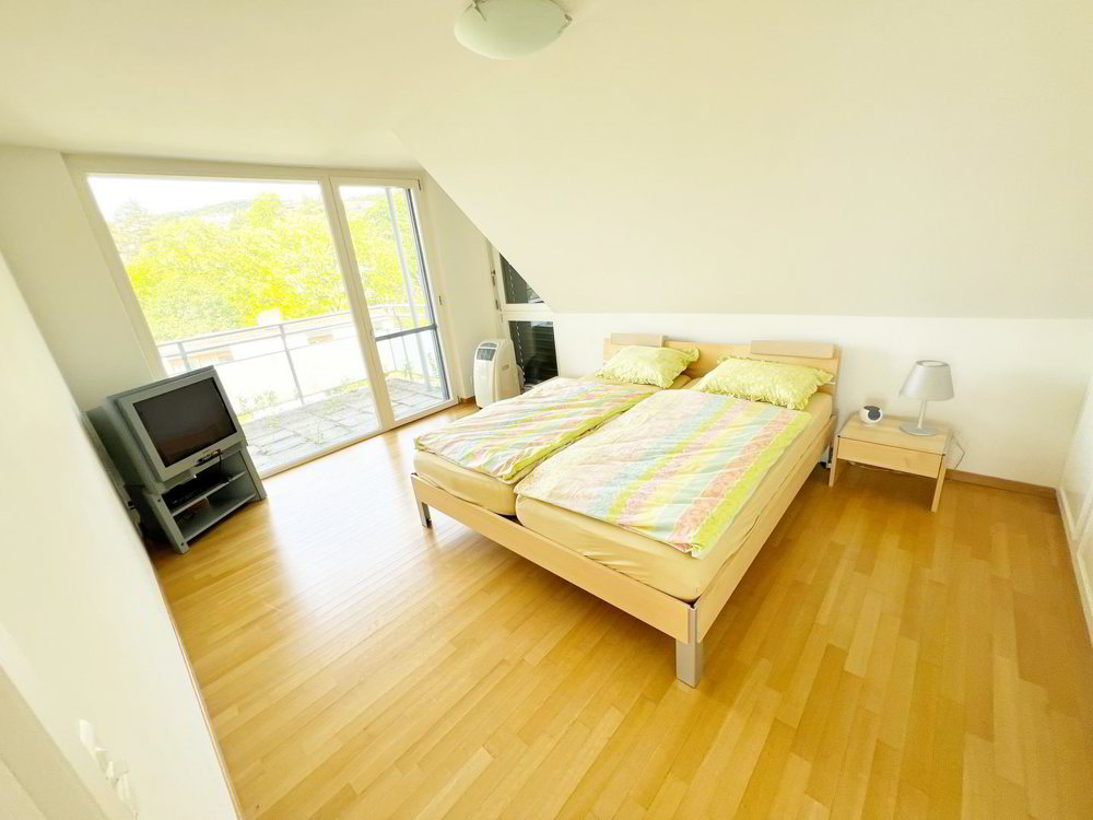 4 Zimmer Wohnung zum verkaufen in Uetikon am See - Bild 1/9