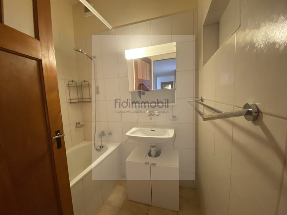 3 Zimmer Wohnung zu vermieten in La Chaux-de-Fonds - Bild 1/7