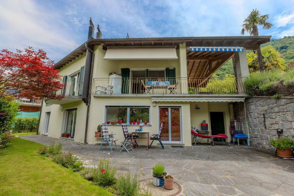 6.5 rooms House to buy in Carabbia - image 1/18