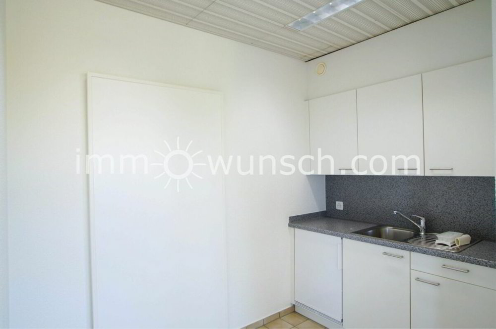 3 Zimmer Büro zu vermieten in Cham - Bild 1/8