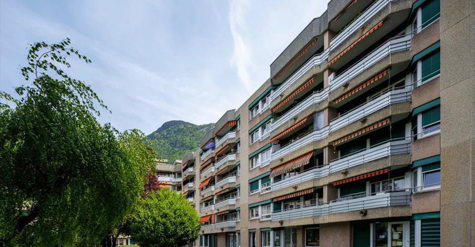 null rooms Office & Commercial for rent in Aigle - image 1/12