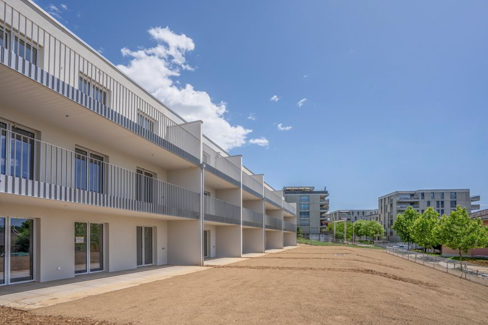 Immeuble de rendement de 7.5 pièces en vente à Quartier calme à Bussigny - Réf C02C05C25