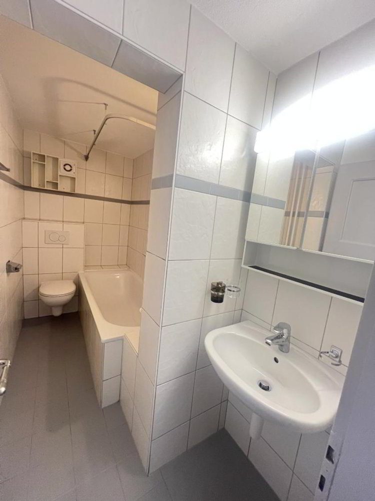 2 rooms Apartment for rent in Romont FR - image 1/6