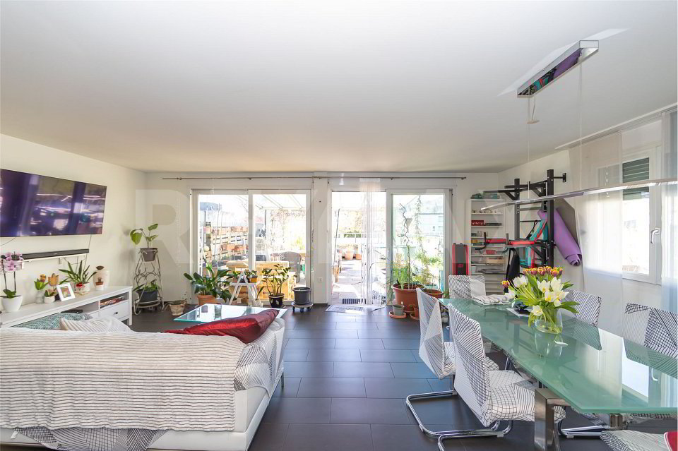 Casa di 9 locali in vendita a Kägiswil - immagine 1/13
