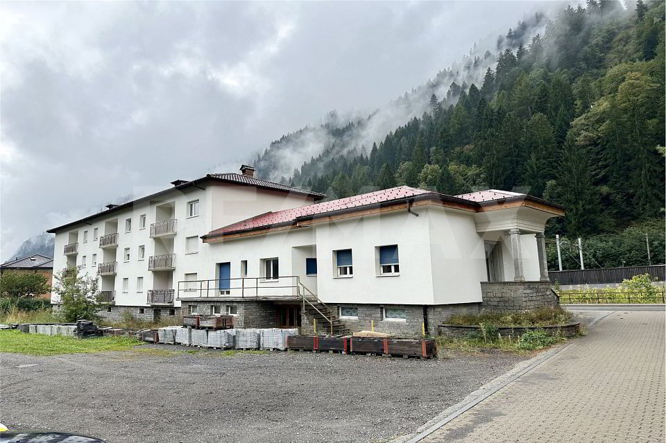 Palazzina a reddito completamente rinnovata nel 2015 - Ansicht 4