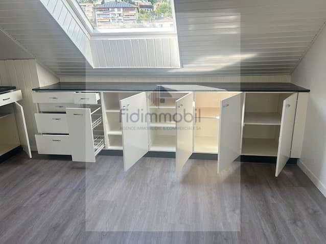2 rooms Apartment for rent in Peseux - image 1/8