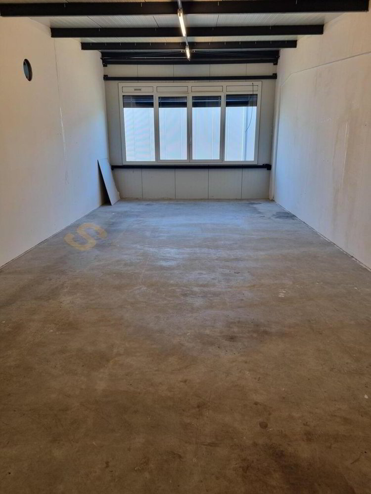 null Zimmer Büro zu vermieten in Semsales - Bild 1/5