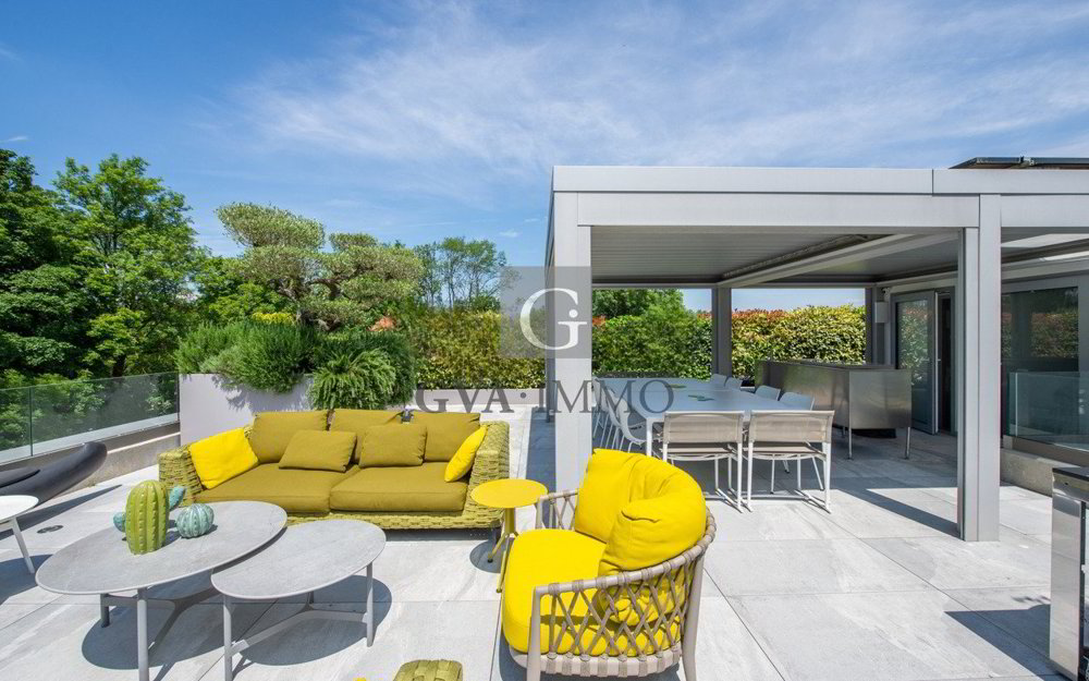 9 rooms Apartment to buy in Thônex - image 1/2