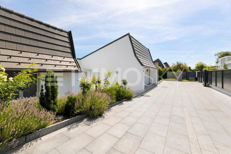 Maison 10 pièces à acheter à Langnau am Albis - image 1/5