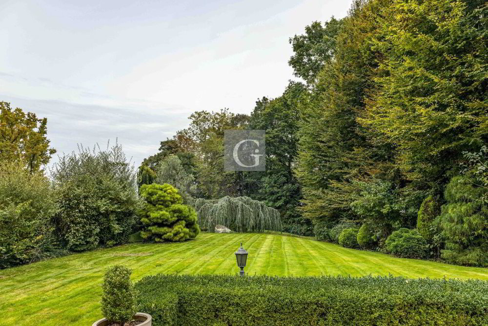 Elegantes privates Hotel mit privatem Garten und Innenpool - Ansicht 5