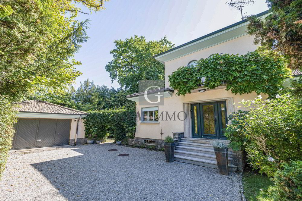 9 rooms House to buy in Chêne-Bougeries - image 1/12