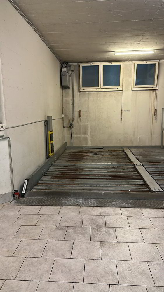 null Zimmer Parkplatz, Garage zu vermieten in Zürich - Bild 1/2