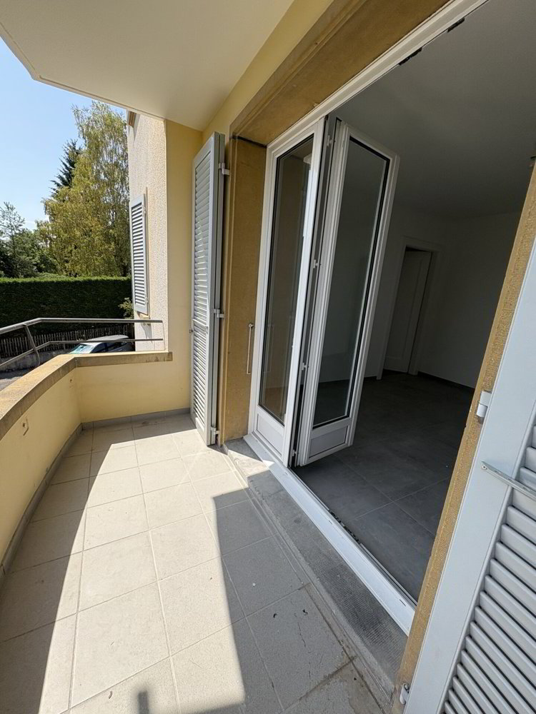 3 rooms Apartment for rent in Neuchâtel - image 1/11
