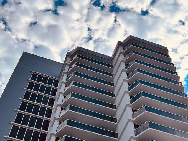 null rooms Office & Commercial for rent in St-Maurice - image 1/1