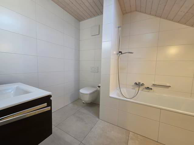 4.5 rooms Apartment to buy in Aigle - image 1/11