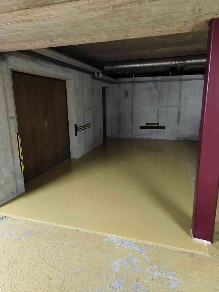 1.5 Zimmer Büro zu vermieten in Gland - Bild 1/6
