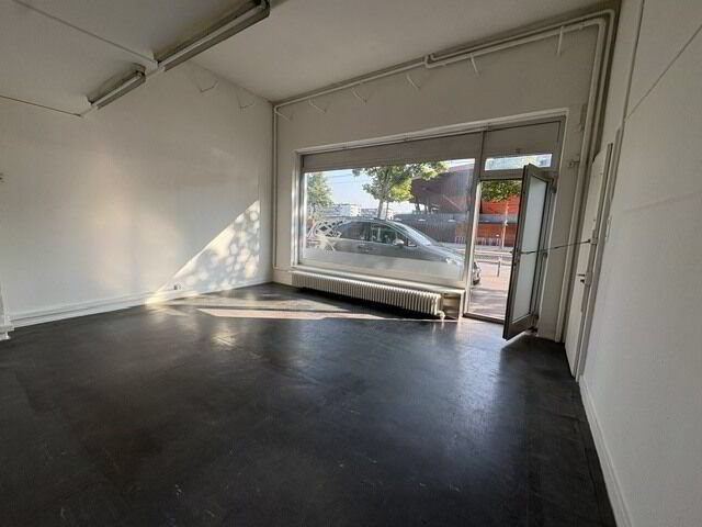 Local commercial en location à Zürich - 55 m² - Ansicht 2