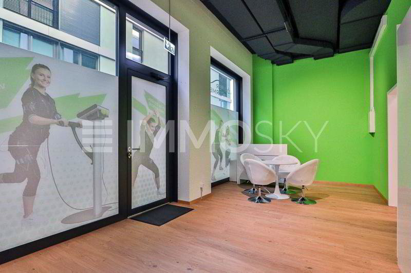 1 rooms Office & Commercial for rent in Suhr - image 1/5