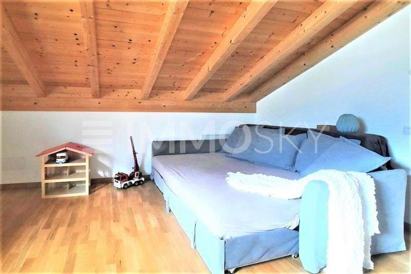 6 rooms House to buy in Cadro - image 1/5