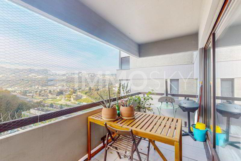 3 rooms Apartment to buy in Pazzallo - image 1/5