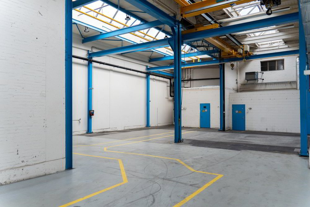 Hohe Lager-/Gewerbehalle mit ebenerdigem Zugang - 550 m² - Ansicht 5