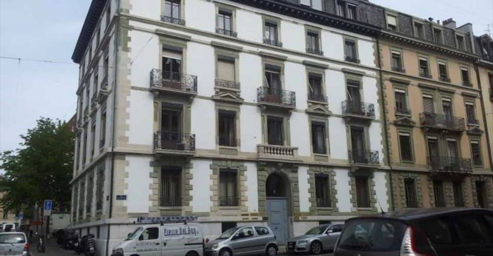 null rooms Office & Commercial for rent in Geneva - image 1/8