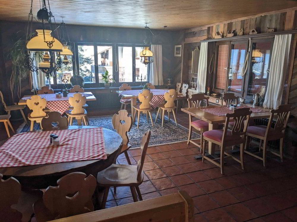 in 7031 Laax Dorf (beim See) : Restaurant mit viel Ambiente - Ansicht 5