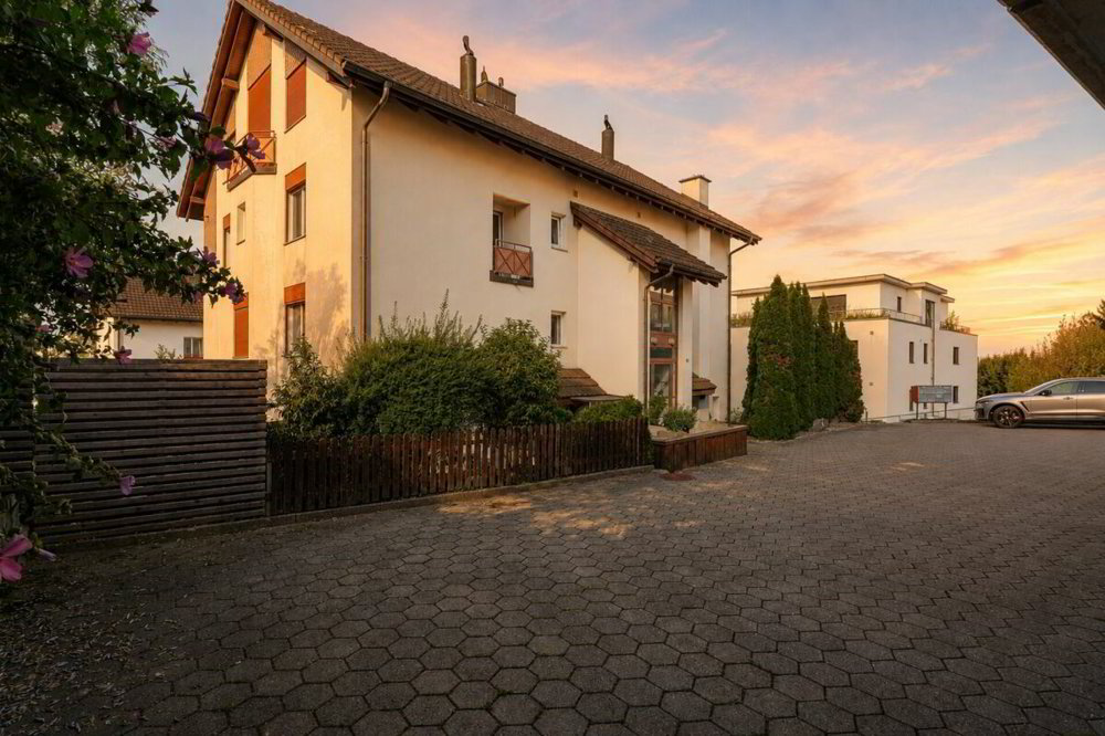 Appartamento di 4 locali in vendita a Oberrohrdorf - immagine 1/12