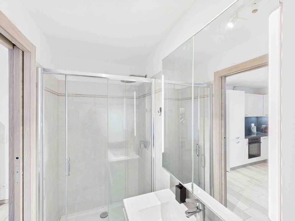 2.5 rooms Apartment to buy in Sonvico - image 1/8