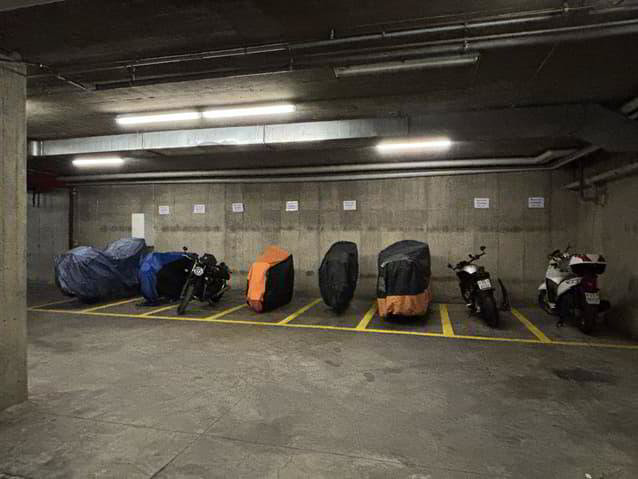 null rooms Car park, garage for rent in Brigue - image 1/5