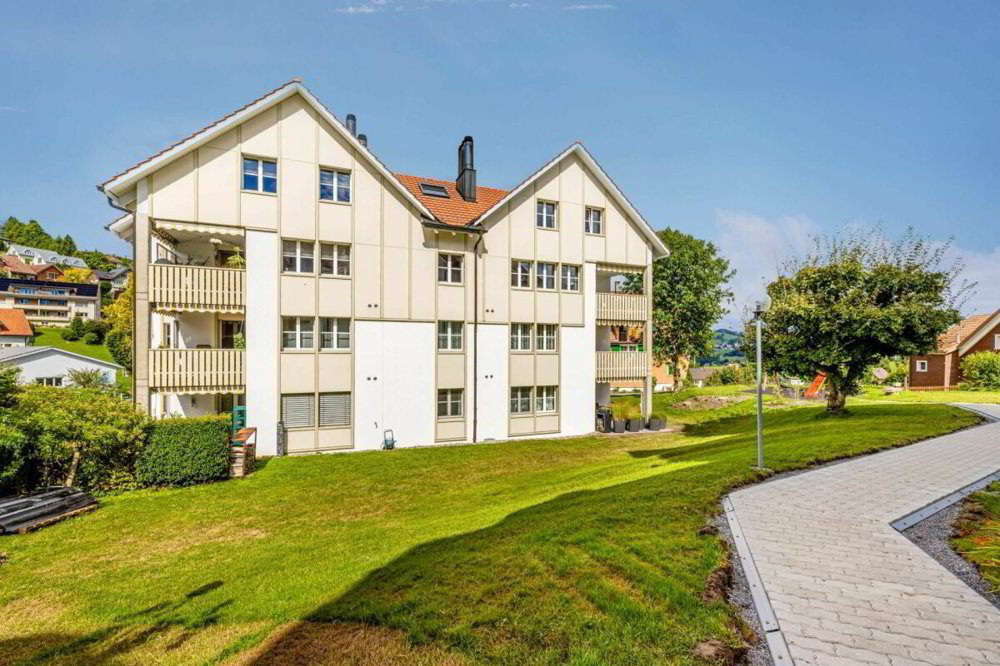 6 rooms Apartment to buy in Speicher - image 1/13