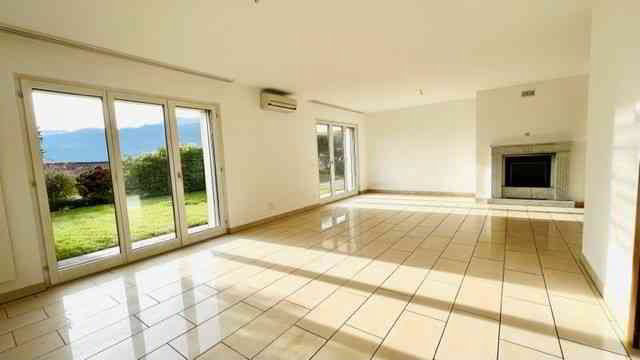 Appartement 4 pièces à louer à Morcote - image 1/9