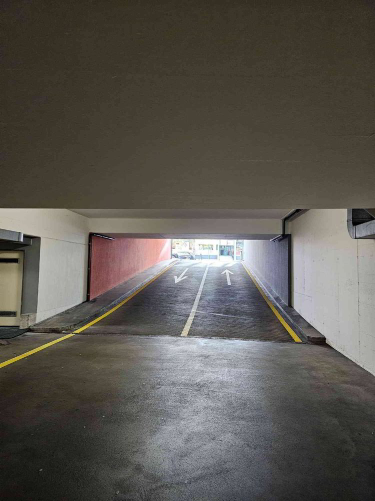null Zimmer Parkplatz, Garage zu vermieten in Dübendorf - Bild 1/3