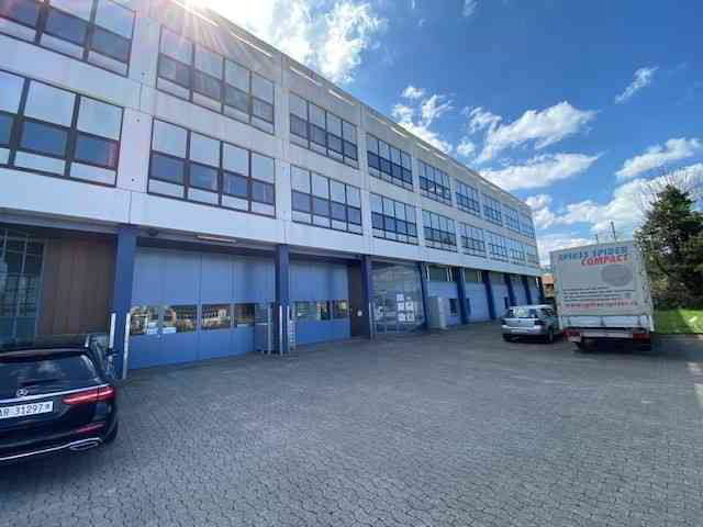 Parking, garage null pièces à louer à Rheineck - image 1/4