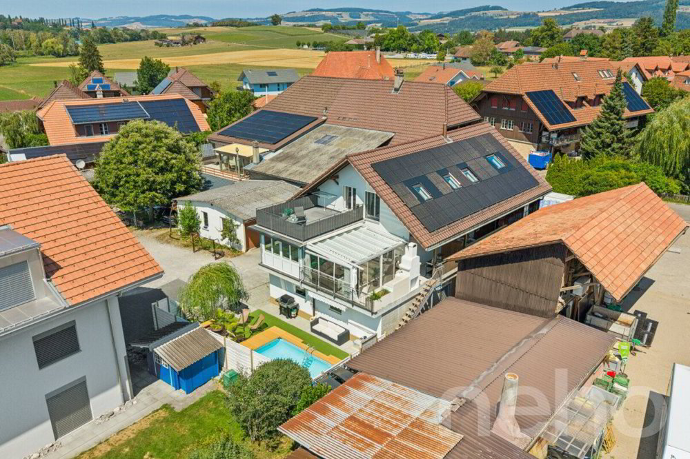 7.5 rooms House to buy in Kirchdorf BE - image 1/12